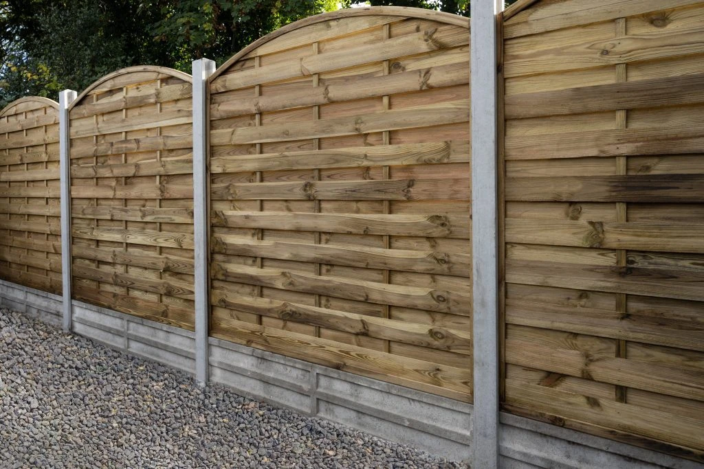 Forest - Decorative Dome Top Panel 6ft X 6ft - Alton Garden Centre 4 Forest - Decorative Dome Top Panel 6ft X 6ft - Alton Garden Centre - Image 2